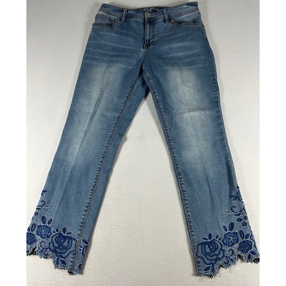 INC International Concepts Jeans Women 8 Blue Excellent Floral Embroidered Hem